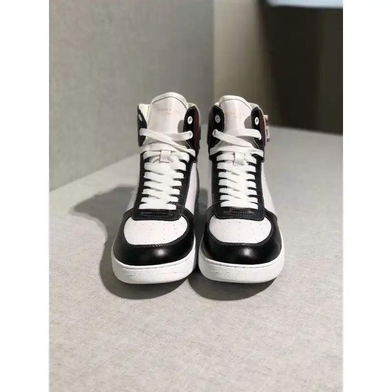 Fashionrep LV Shoes 1911SH0008