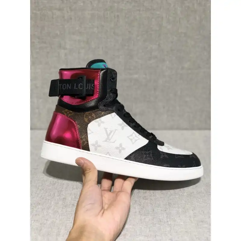 Fashionrepsfam ru LV Shoes 1911SH0009