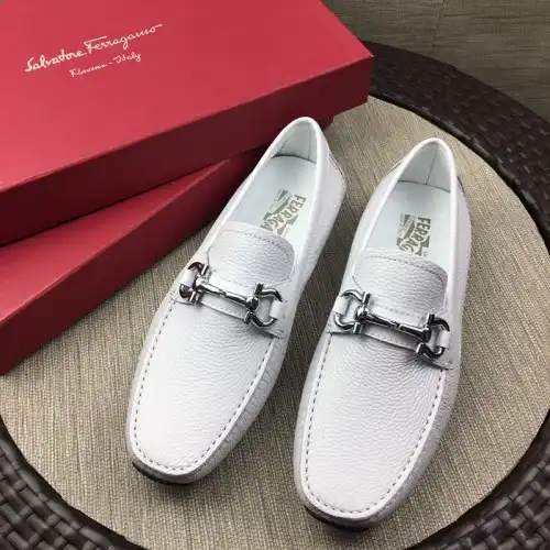 Salvatore Ferragamo Shoes 1911SH0070