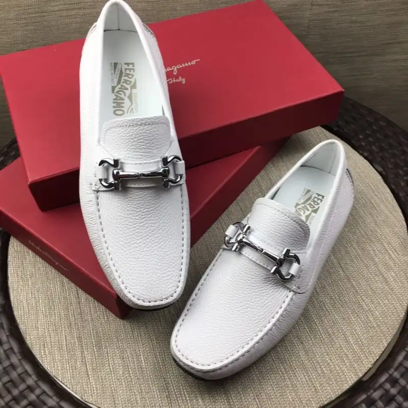 Salvatore Ferragamo Shoes 1911SH0070