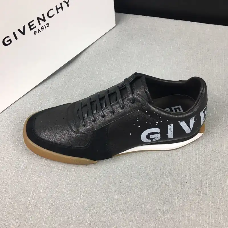 Givenchy Shoes 1911SH0073