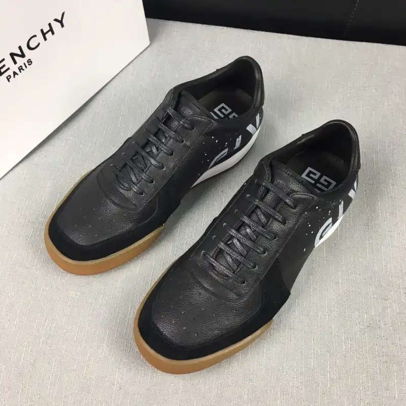 Givenchy Shoes 1911SH0073