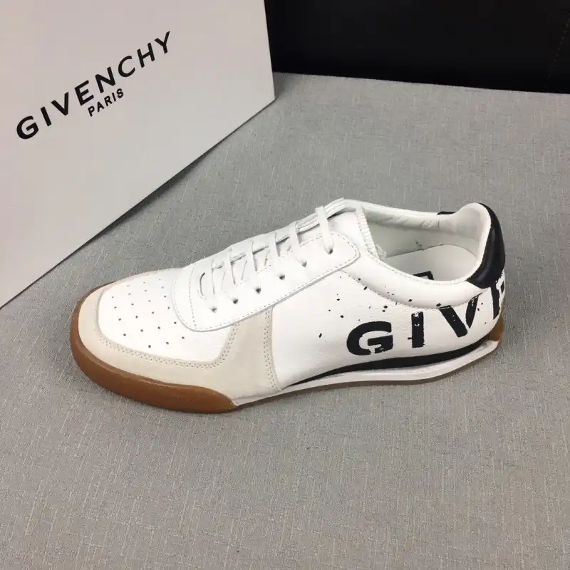 Givenchy Shoes 1911SH0075