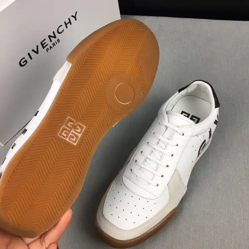 Givenchy Shoes 1911SH0075