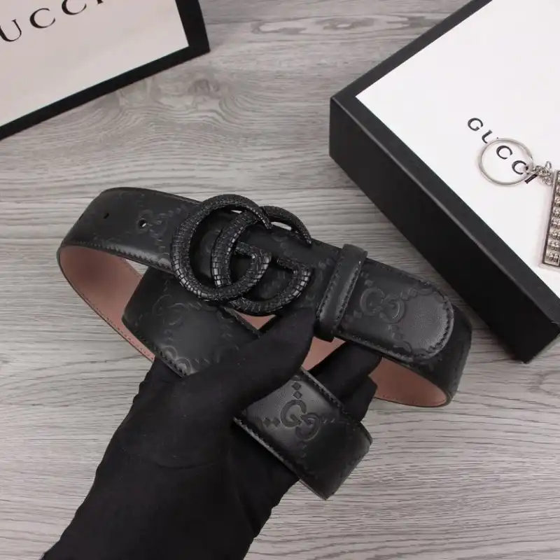 Gucci s Belte 1911X0026