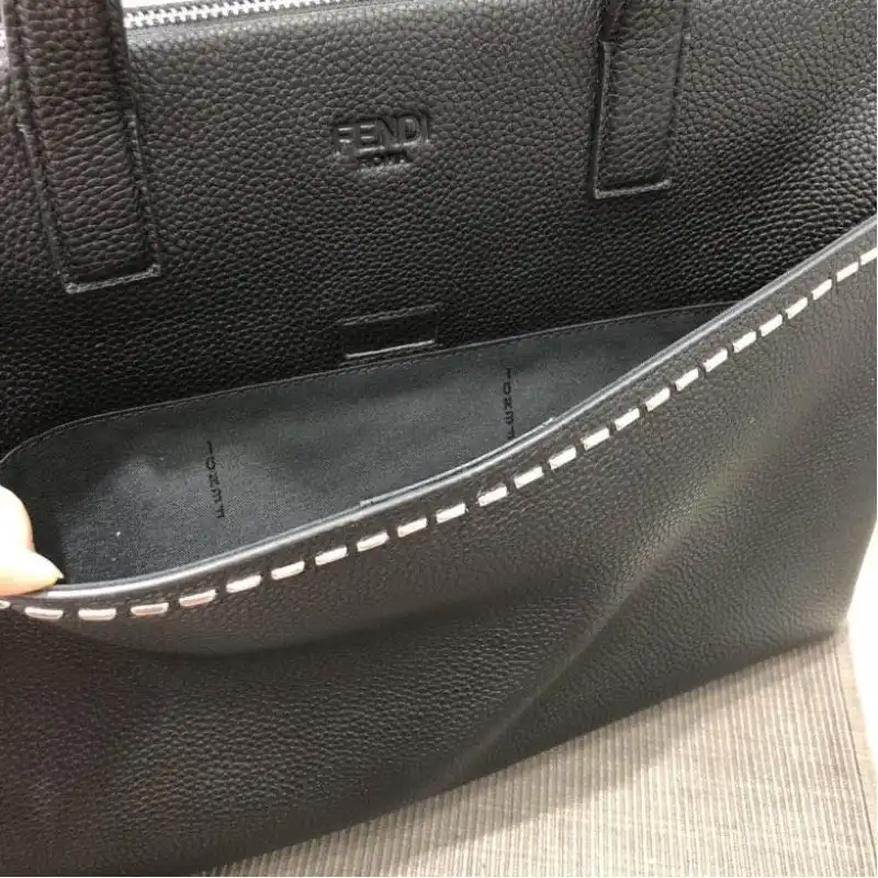 Fendi Bags 1917M0037