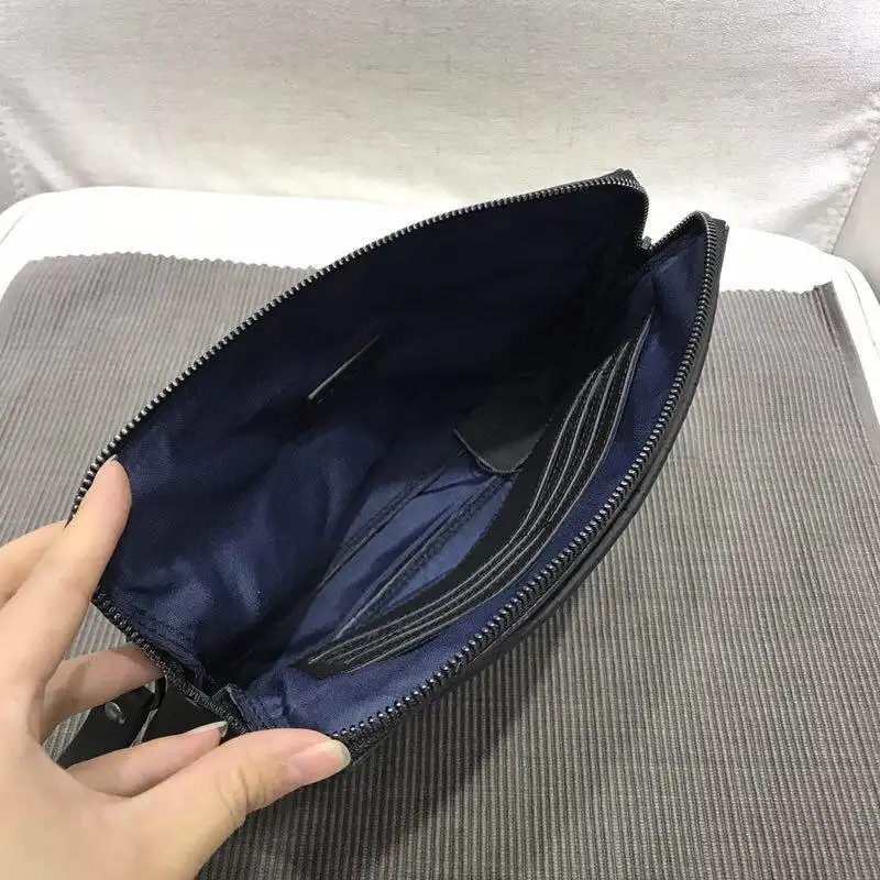 Gucci Bags 1917M0060