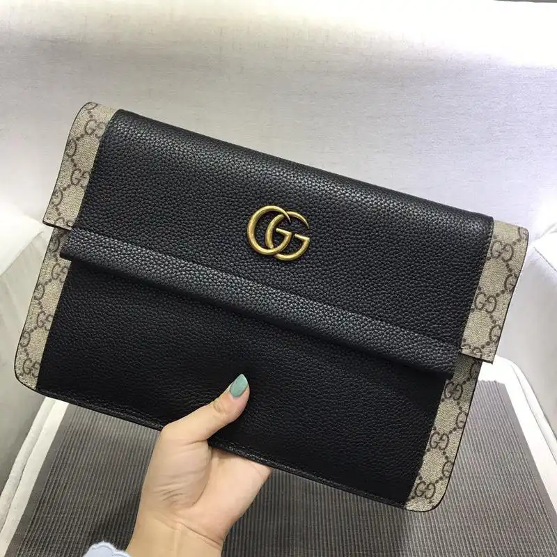 FASH Gucci Bags 1917M0064