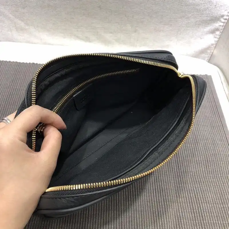 Cheap Gucci Bags 1917M0073