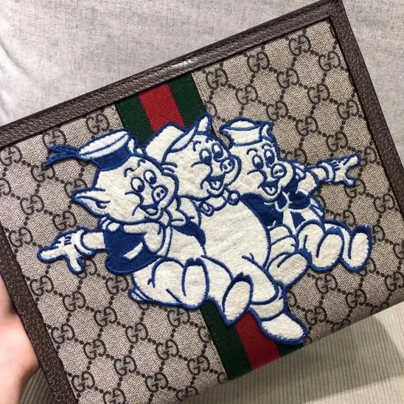 FASH Gucci Bags 1917M0144