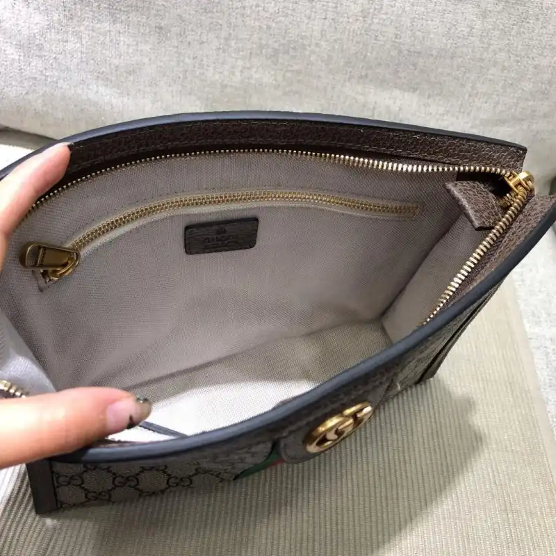 FASH Gucci Bags 1917M0144