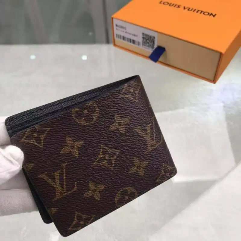 FASH LOUIS VUITTON Bags 19B570038