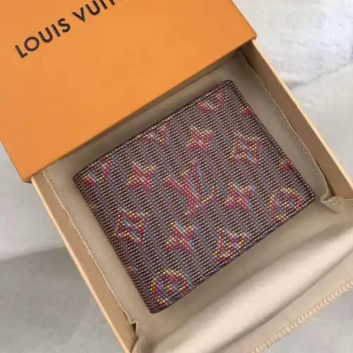 LV Bags 19B570039