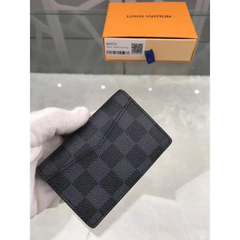 LV Bags 19B570048