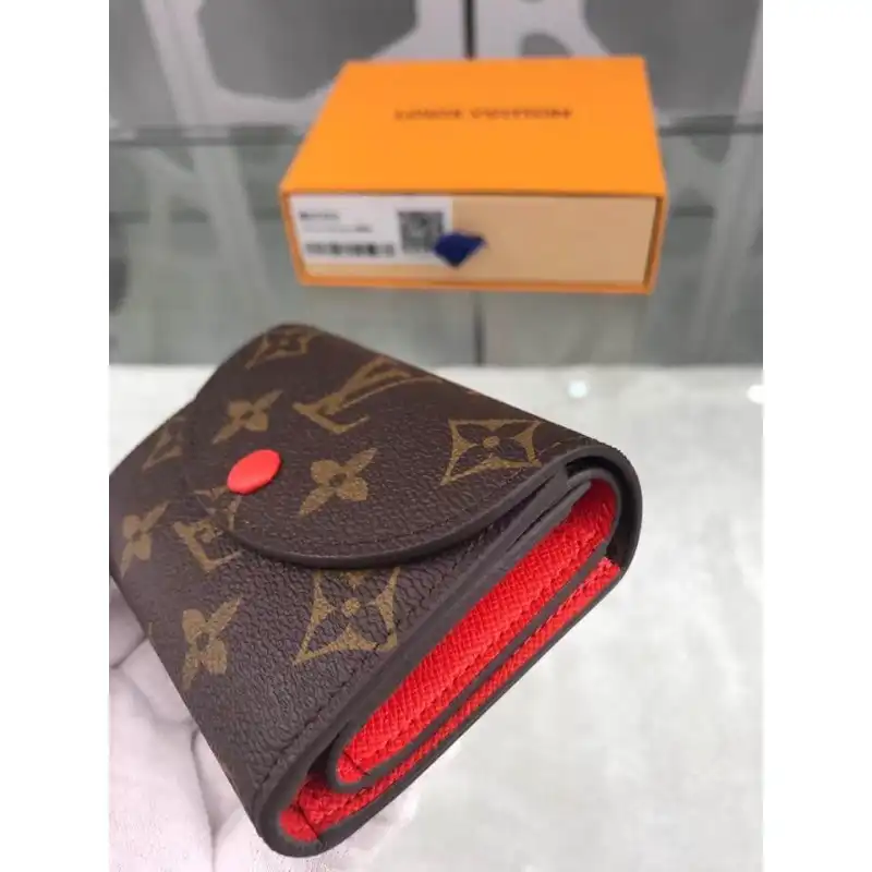 LV Bags 19B570065