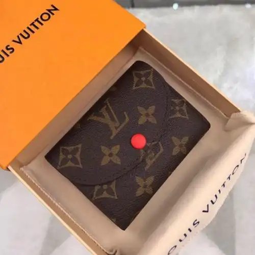 LV Bags 19B570065