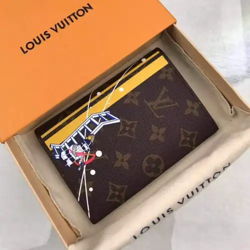 FASH LOUIS VUITTON Bags 19B570078