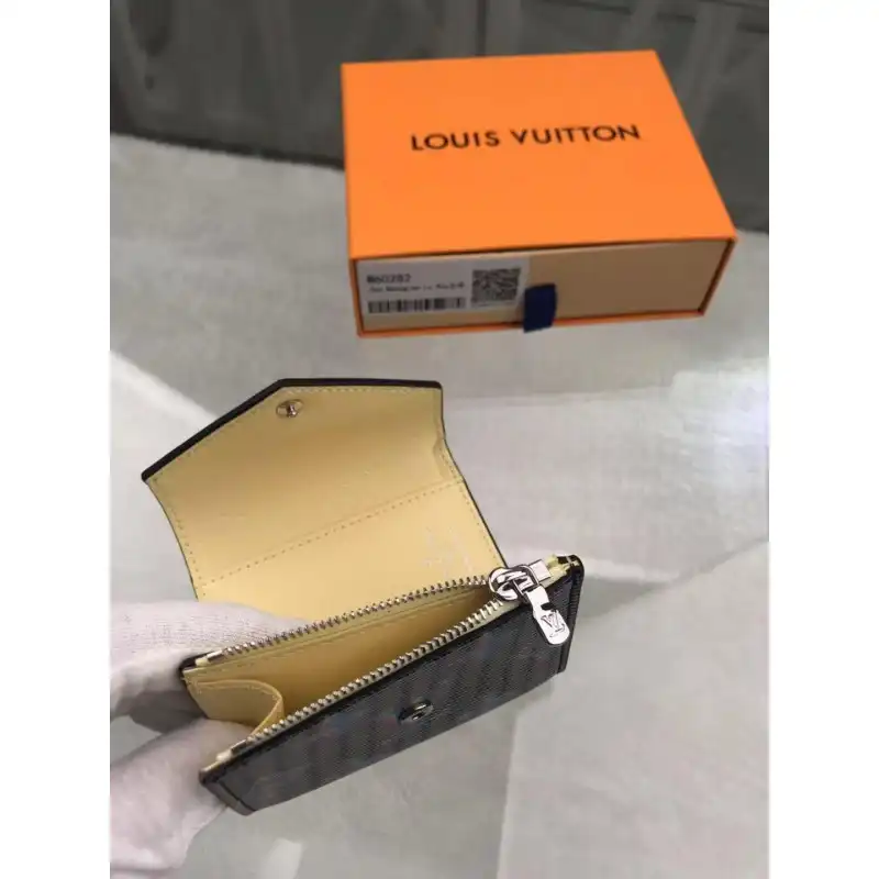 LV Bags 19B570086