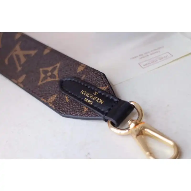 LV Bags 19B570099