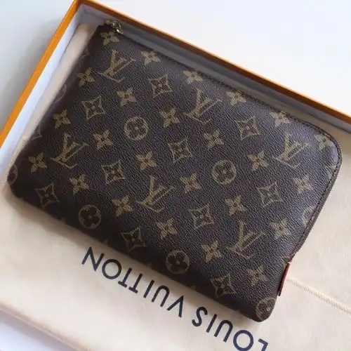 LV Bags 19B570123