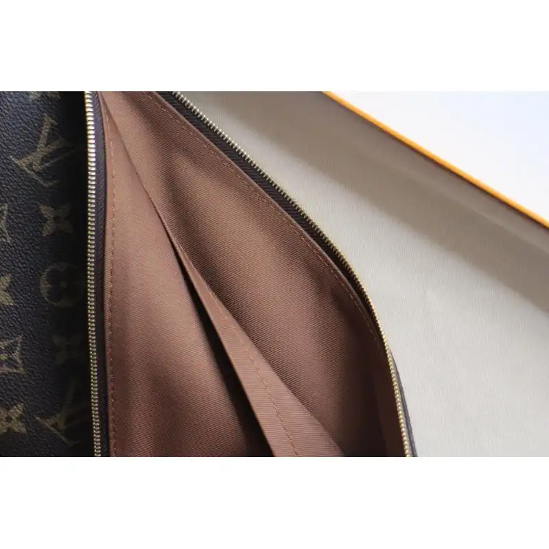 LV Bags 19B570145