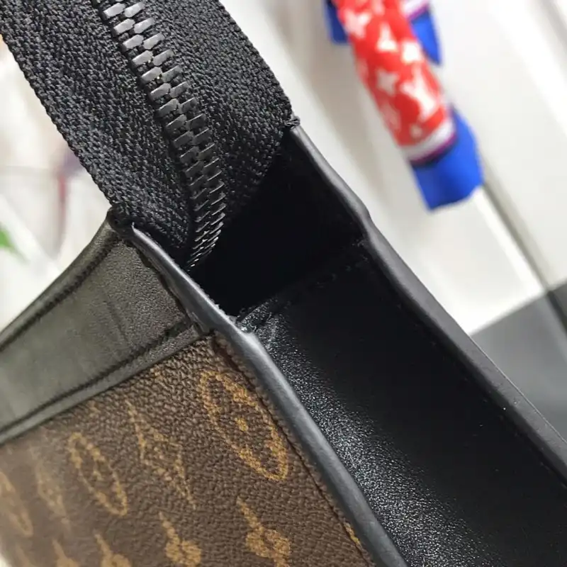 Fashionrepsfam ru LV Bags 19B570155