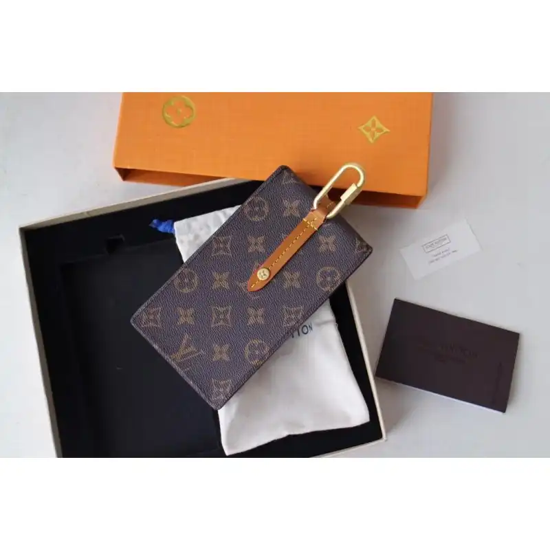 LV Bags 19B570175