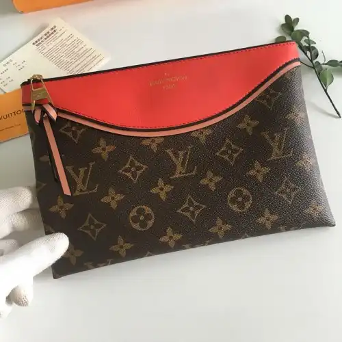 LV Bags 19B570188