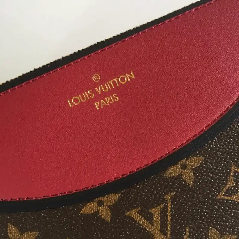 LV Bags 19B570189