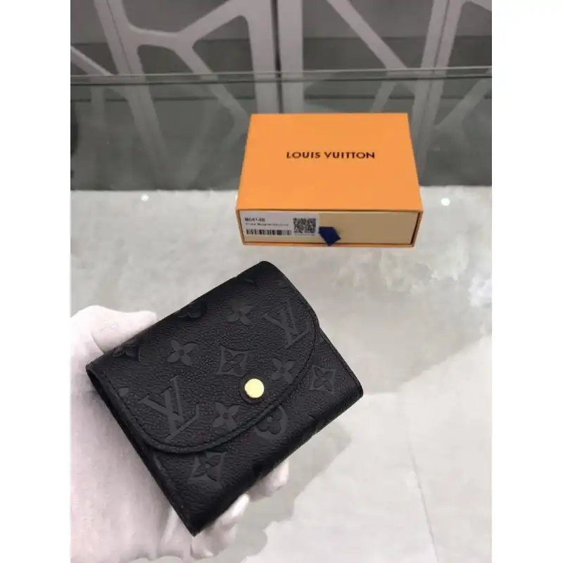 LV Bags 19B570192