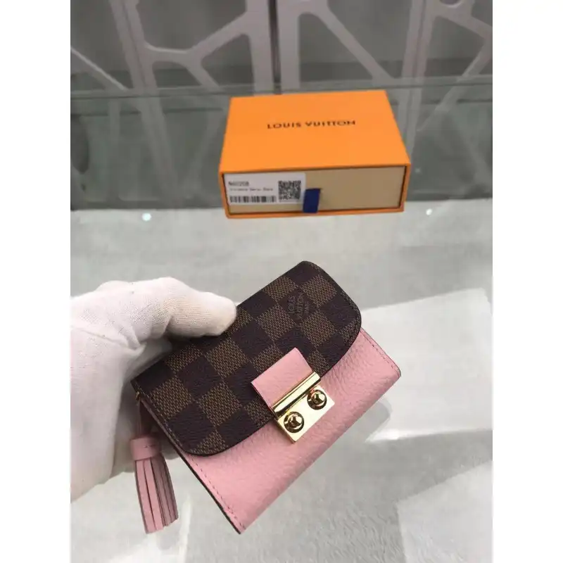 LV Bags 19B570194