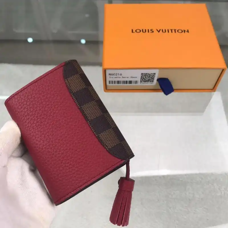 LV Bags 19B570195