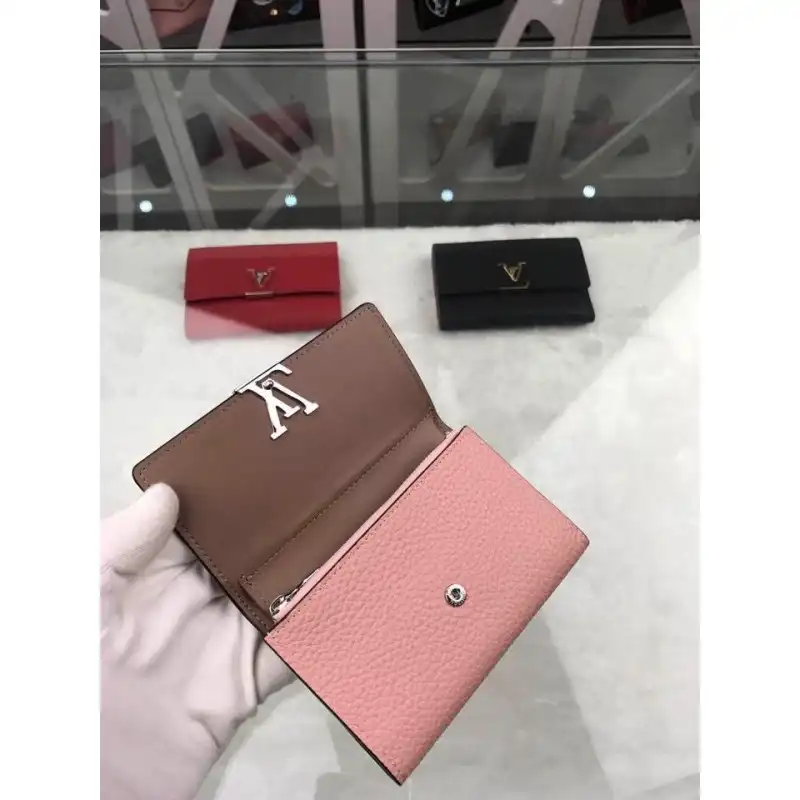 LV Bags 19B570210