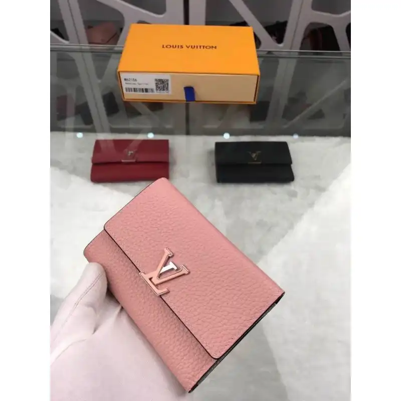 LV Bags 19B570210