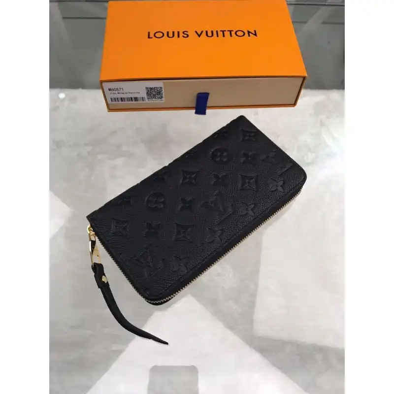 LV Bags 19B570220