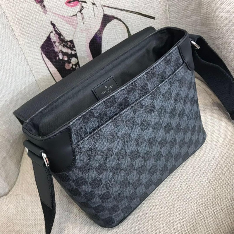 FASH LOUIS VUITTON Bags 19B570245