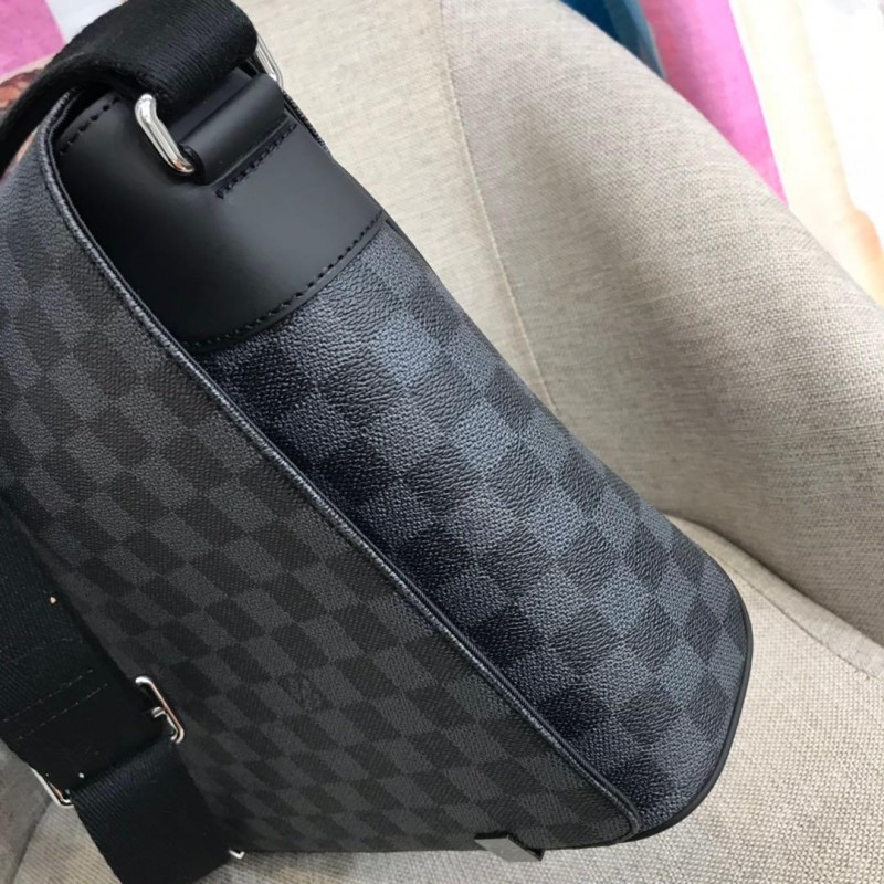 FASH LOUIS VUITTON Bags 19B570250