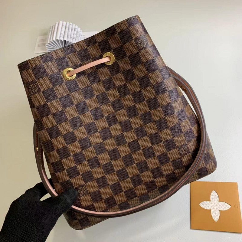 FASH LOUIS VUITTON Bags 19B570253