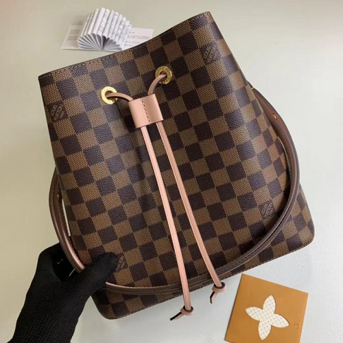 FASH LOUIS VUITTON Bags 19B570253