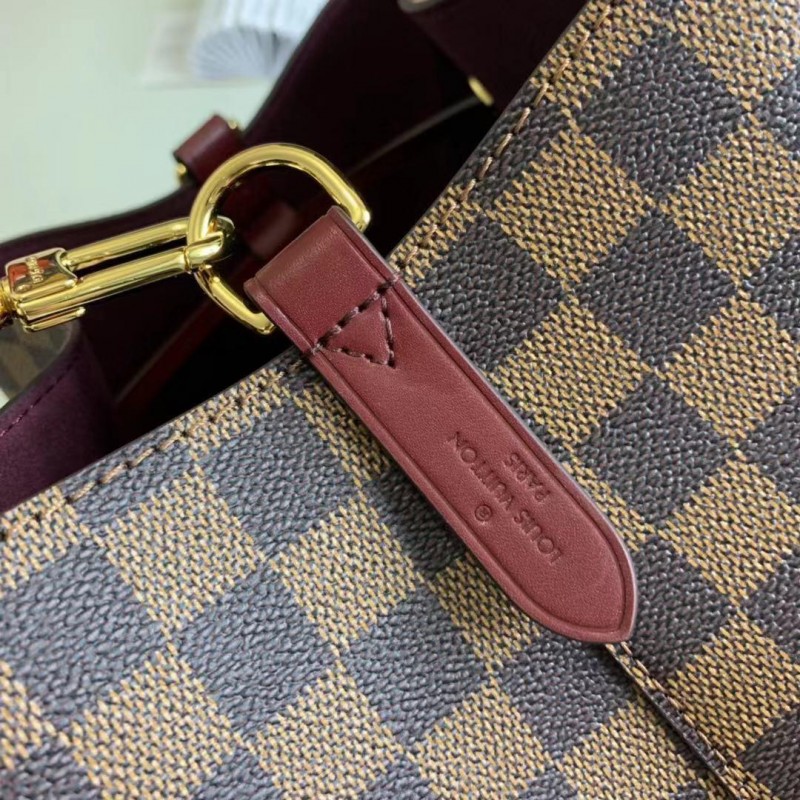 LV Bags 19B570255