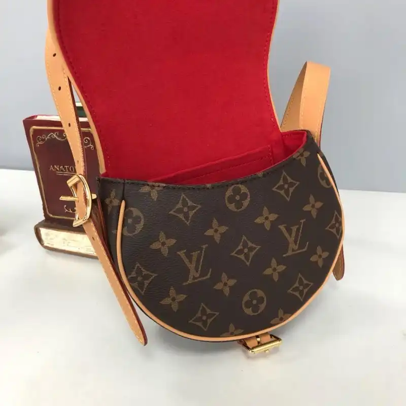 LV Bags 19B570257