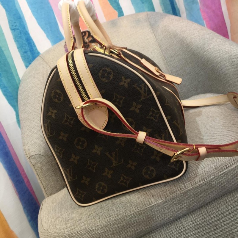 FASH LOUIS VUITTON Bags 19B570259