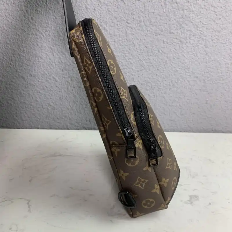 LV Bags 19B570265