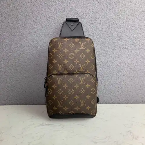 FASH LOUIS VUITTON Bags 19B570265