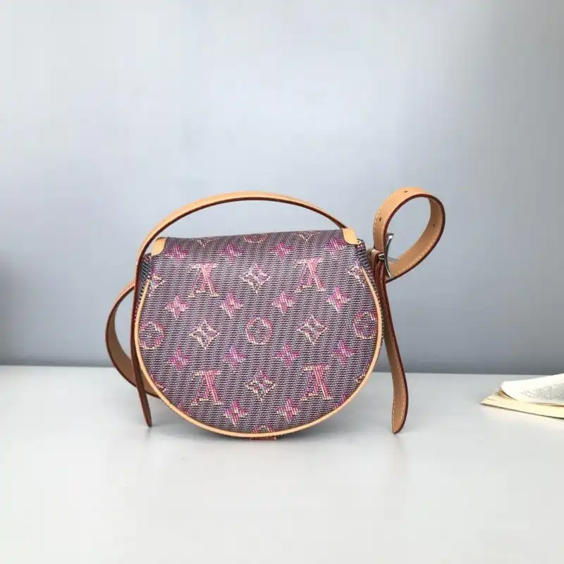 LV Bags 19B570276