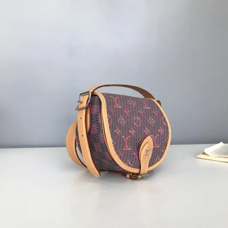 LV Bags 19B570276