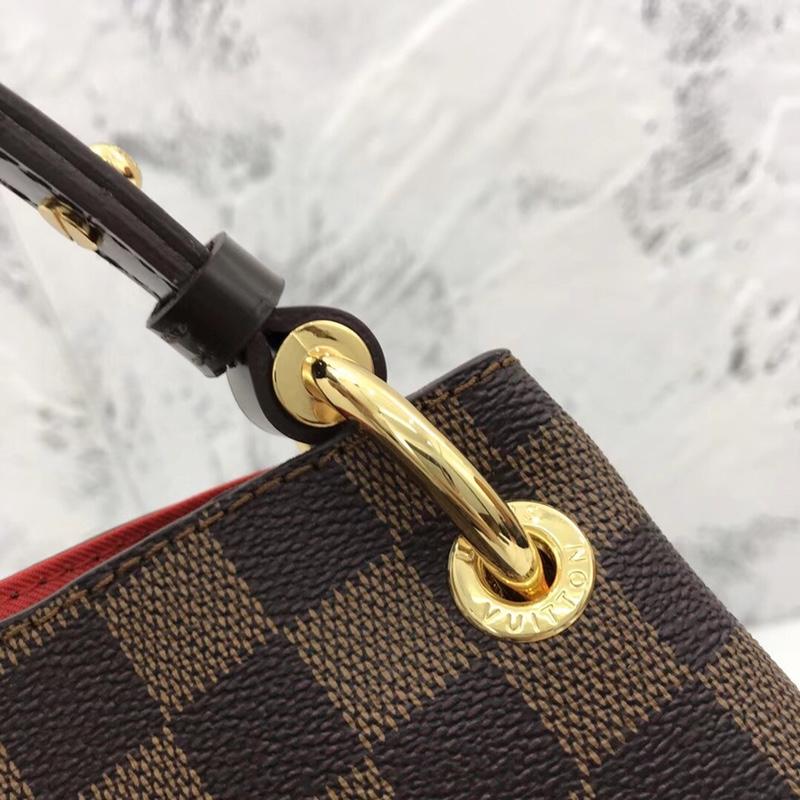 FASH LOUIS VUITTON Bags 19B570282