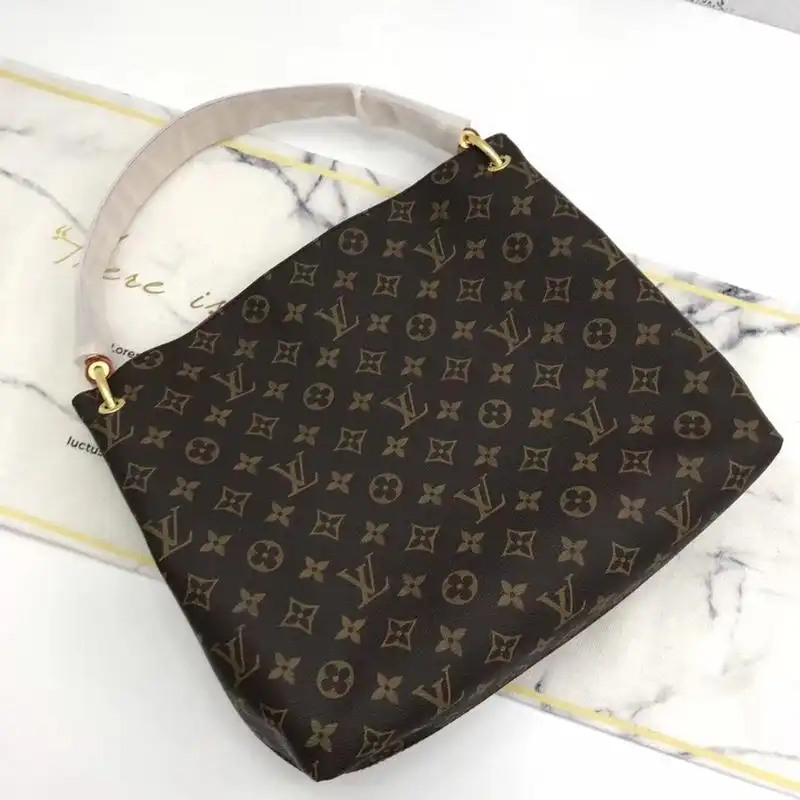 LV Bags 19B570283