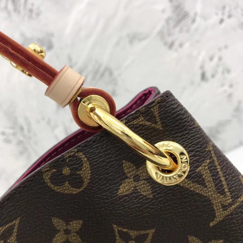 FASH LOUIS VUITTON Bags 19B570283