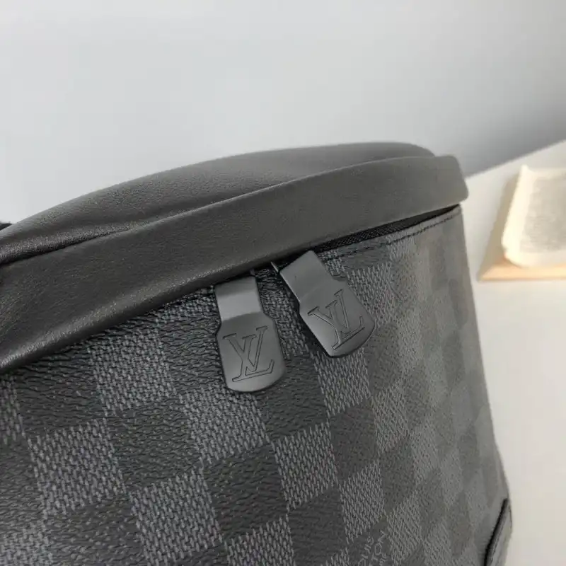 LV Bags 19B570294